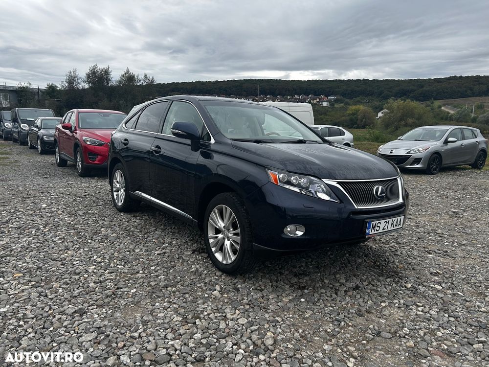Lexus Seria RX - 11