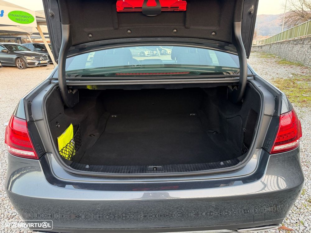 Mercedes-Benz E 300 BLUETEC Hybrid Avantgarde - 15
