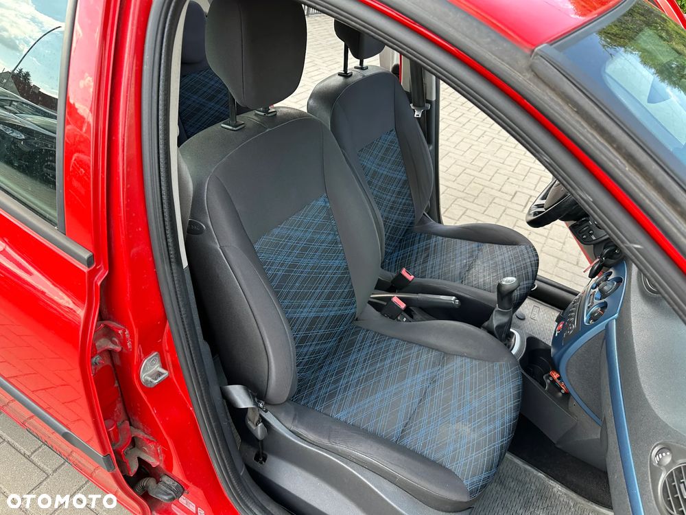 Renault Clio - 19