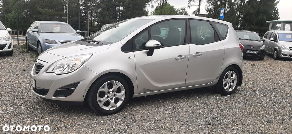 Opel Meriva - 17