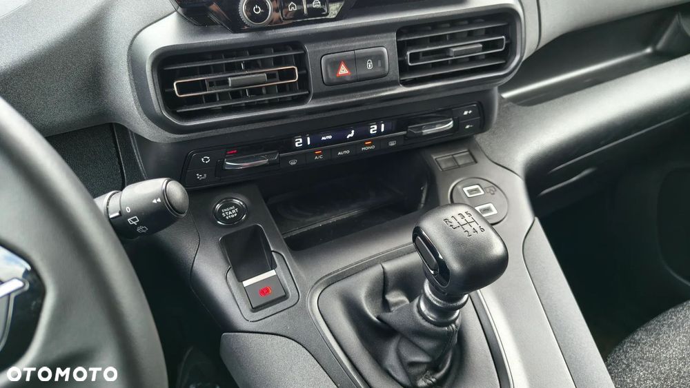 Peugeot Rifter 1.5 BlueHDI Allure S&S - 25