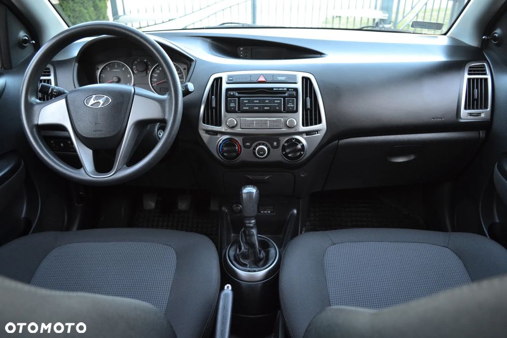 Hyundai i20 1.1 CRDi Comfort - 21