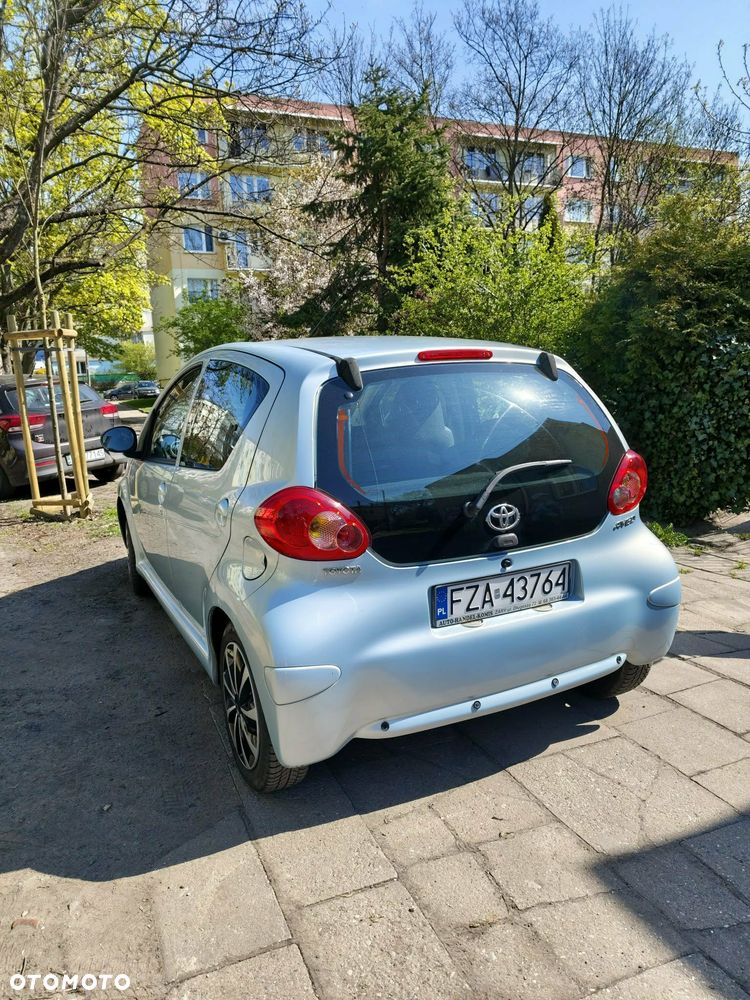 Toyota Aygo 1.0 VVT-i Luna MM A/C - 10
