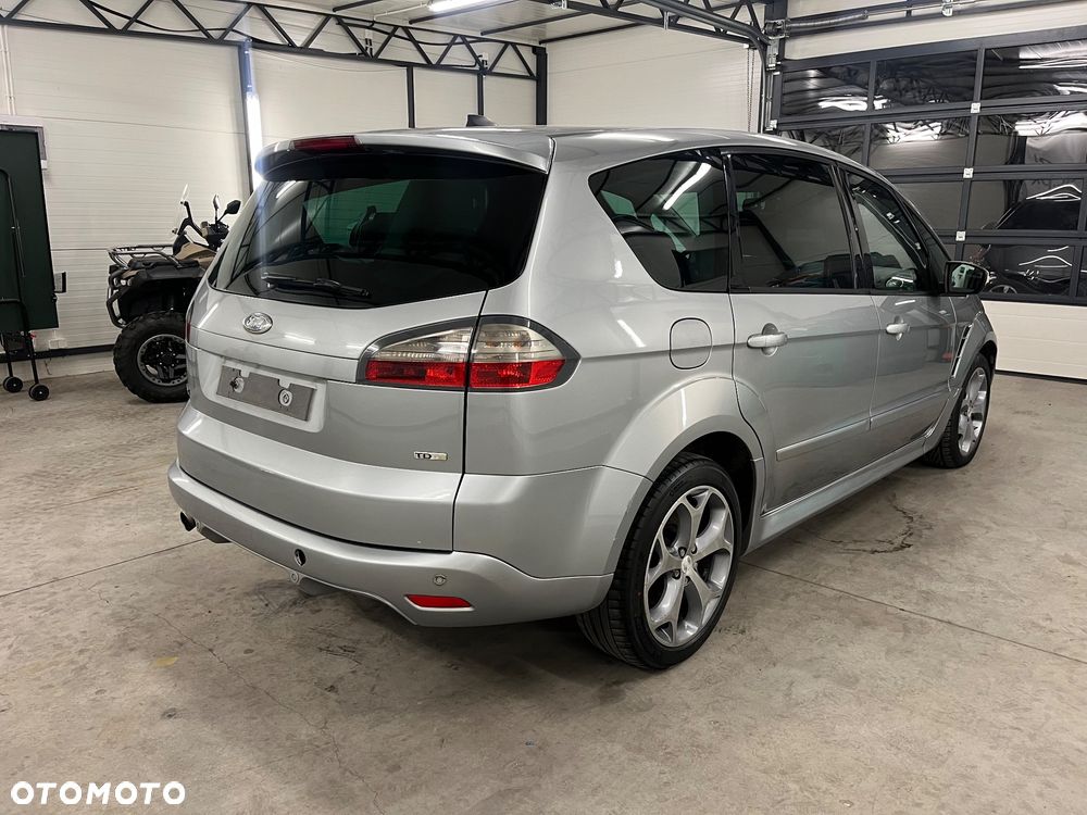 Ford S-Max - 5