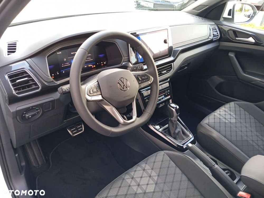 Volkswagen T-Cross - 11