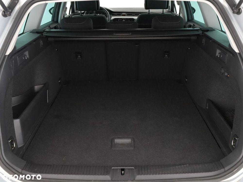 Volkswagen Passat Variant 1.4 TSI DSG GTE - 22