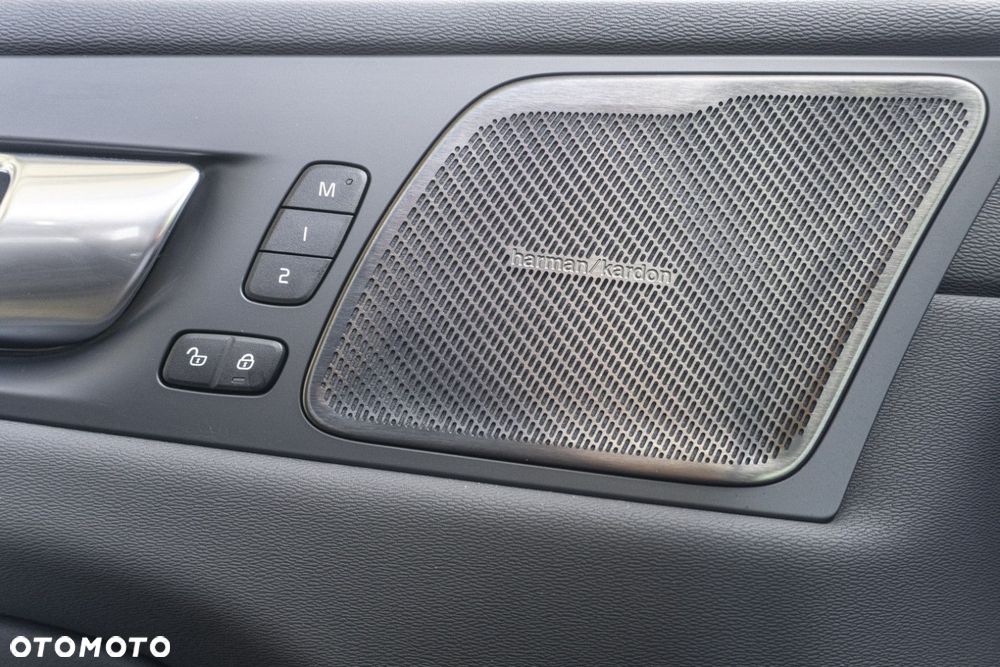 Volvo XC 60 - 20