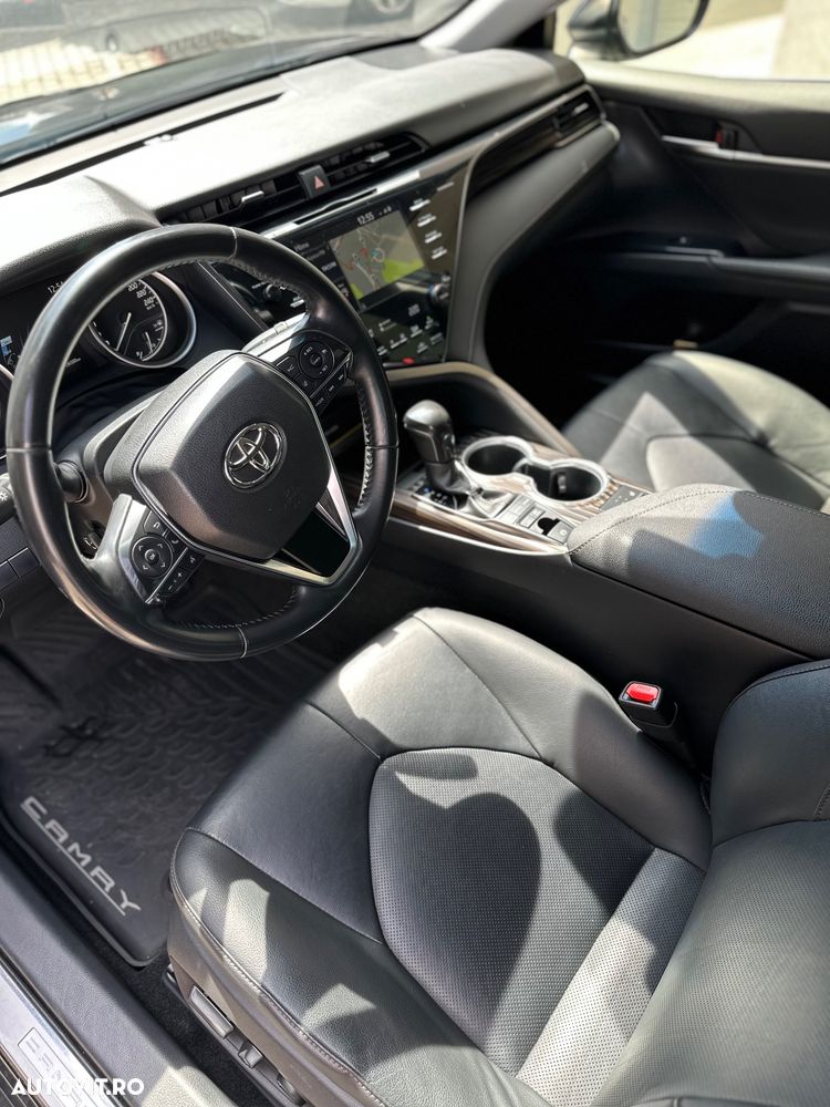 Toyota Camry 2.5 Dynamic - 12