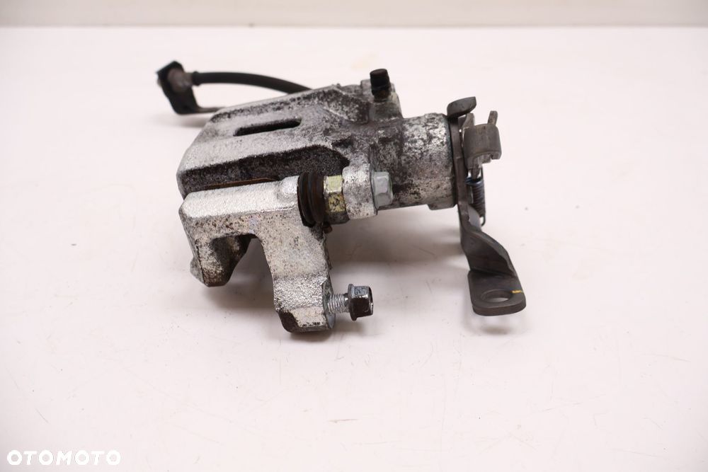 MITSUBISHI ECLIPSE CROSS 1.5T ZACISK HAMULCA PRAWY TYŁ - 4