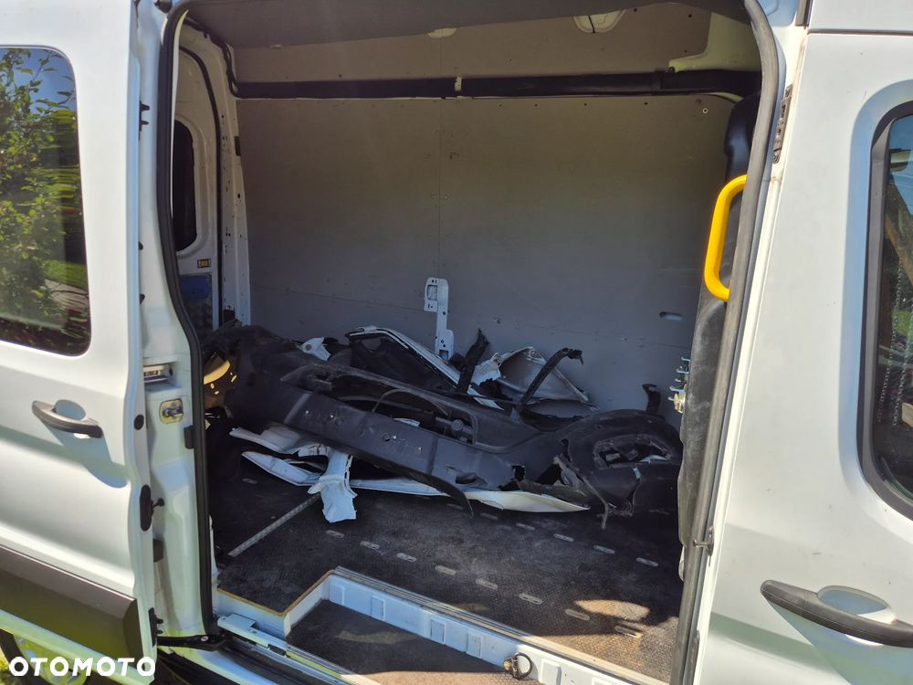 Ford Transit - 16