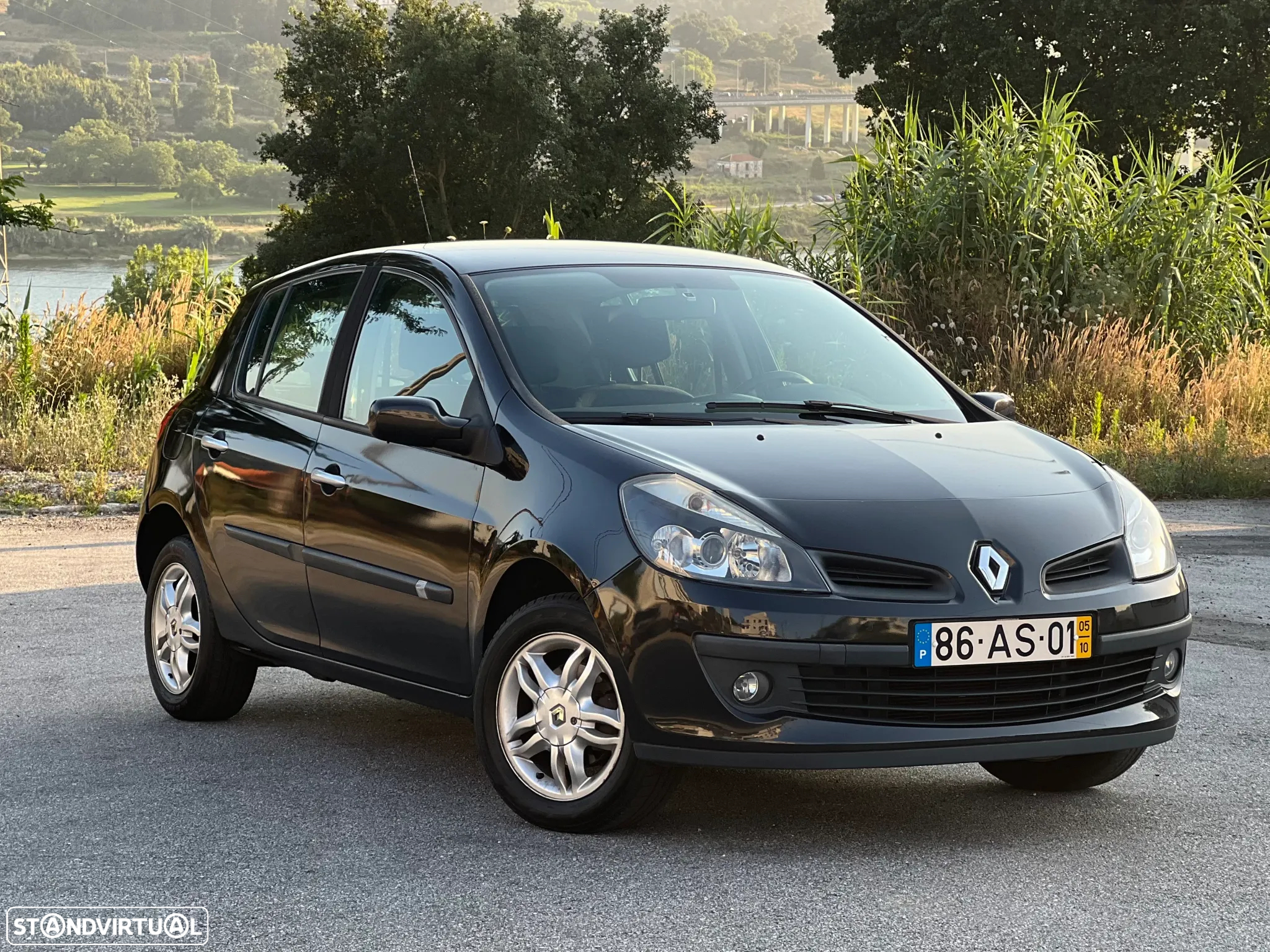 Renault Clio 1.2 16V Confort - 3