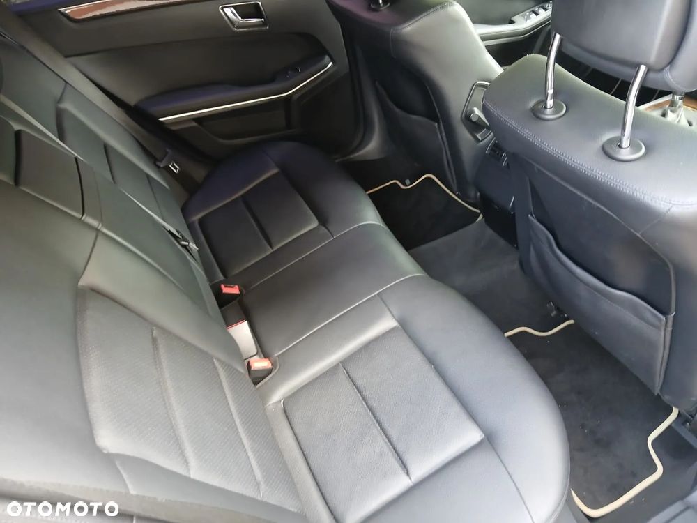 Mercedes-Benz Klasa E - 11