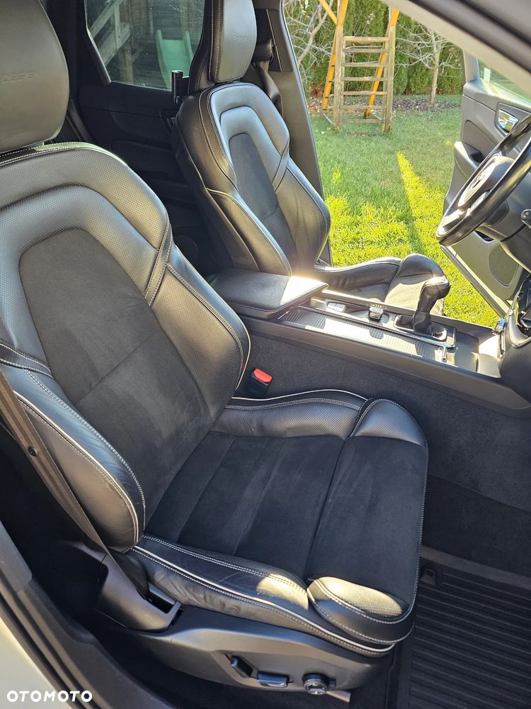 Volvo XC 60 D3 Momentum Pro - 18