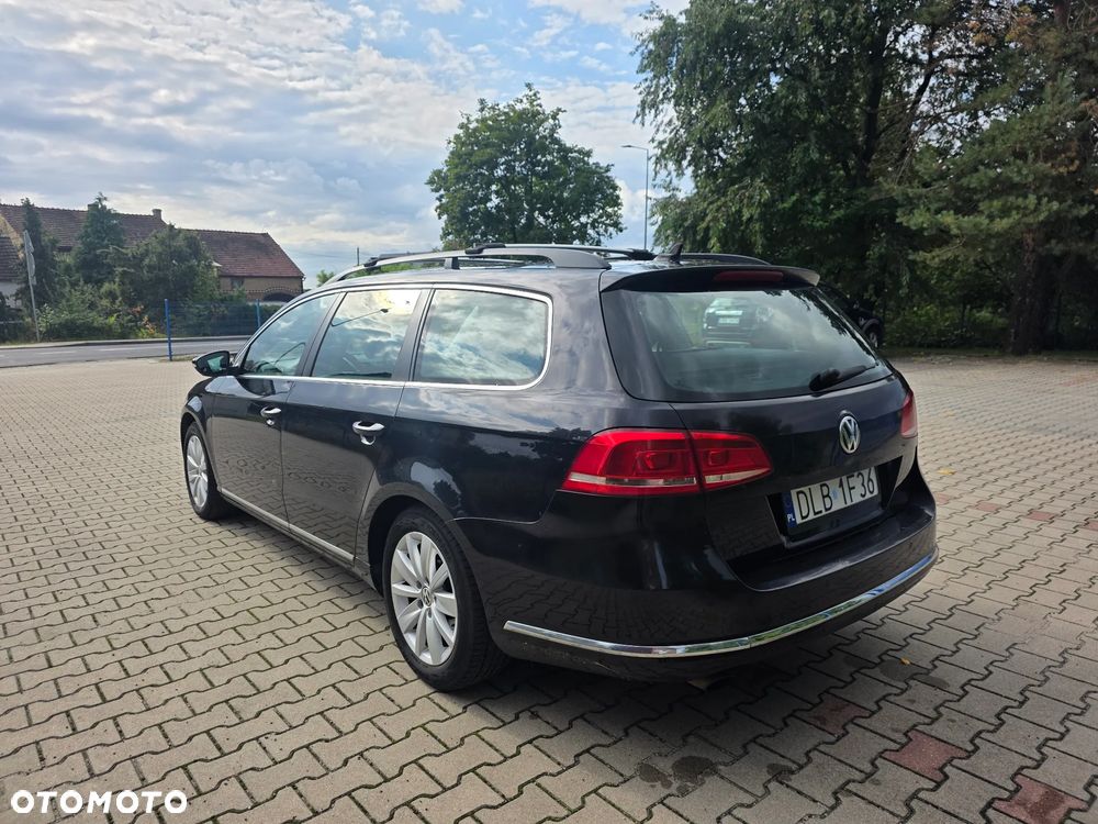 Volkswagen Passat 1.6 TDI Comfortline - 9