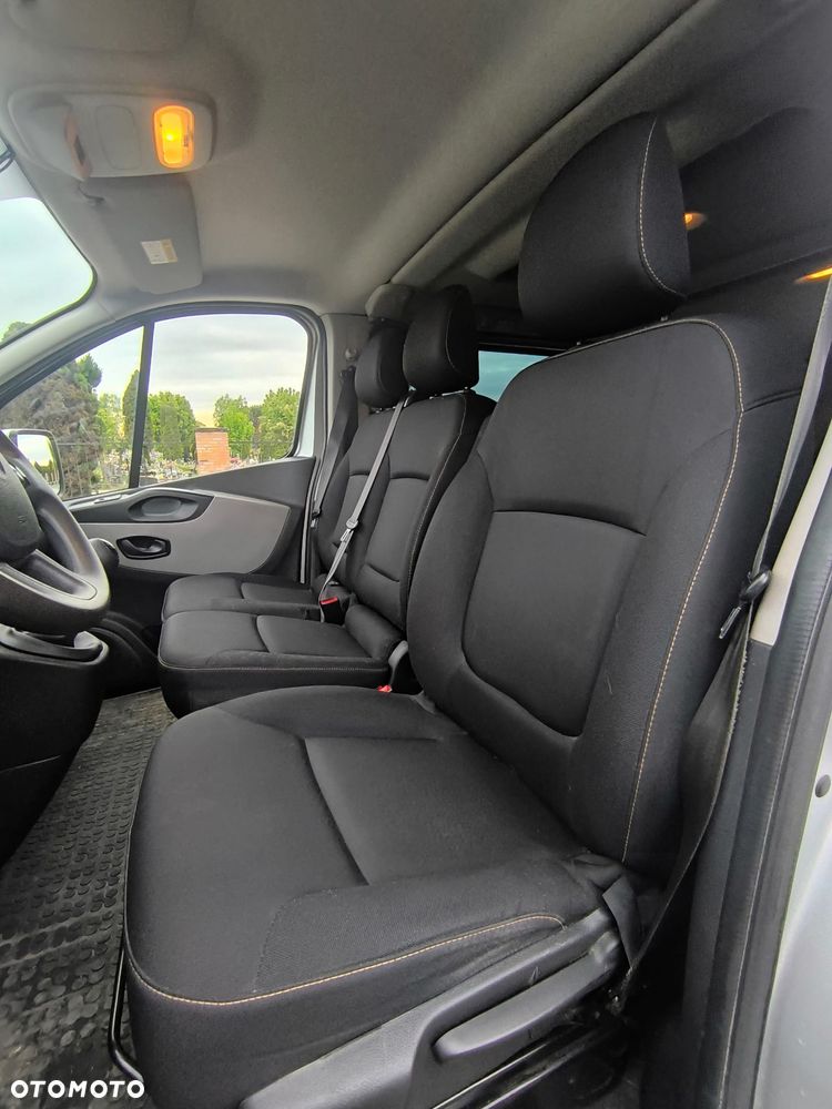 Renault Trafic 1.6 dCi - 12
