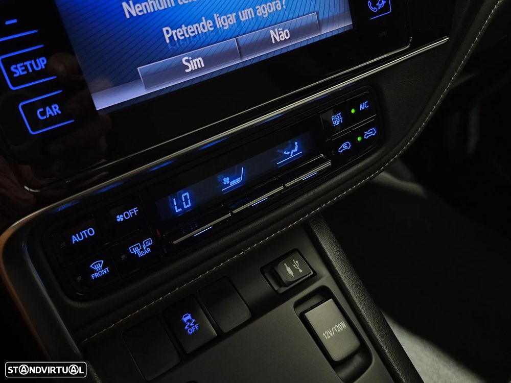 Toyota Auris 1.8 HSD Exclusive - 18