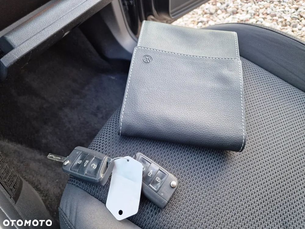 Volkswagen Touran - 40