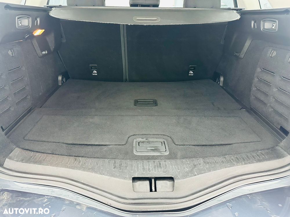 Renault Megane BLUE dCi 115 BUSINESS EDITION - 20