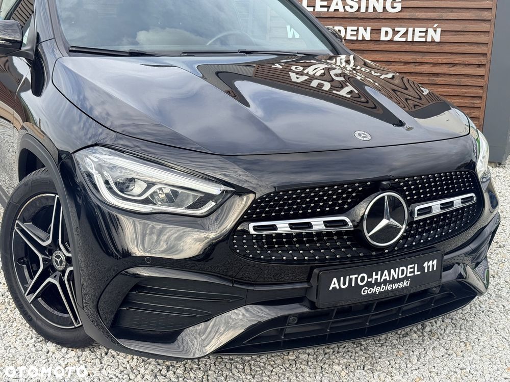 Mercedes-Benz GLA 200 d 8G-DCT AMG Line - 2
