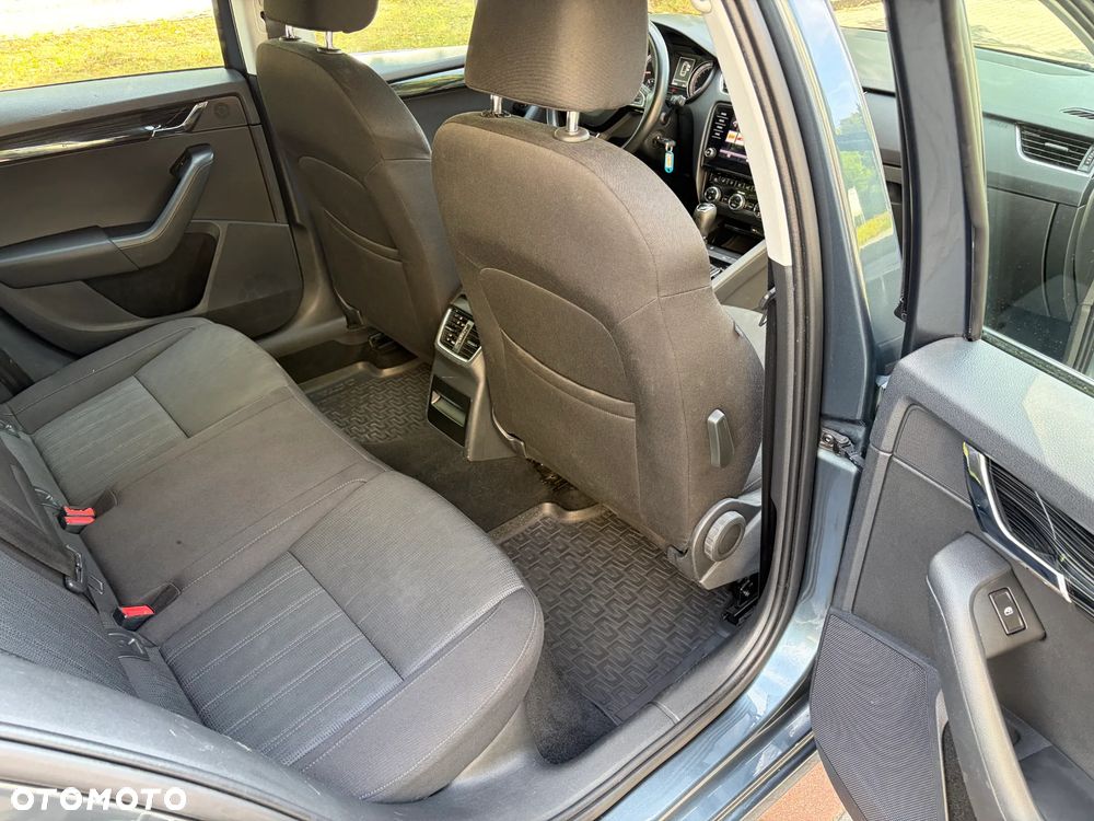 Skoda Octavia 2.0 TDI Edition DSG EU6 - 9