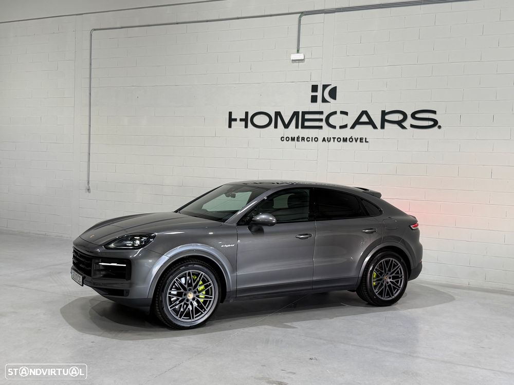 Porsche Cayenne Coupé E-Hybrid - 15