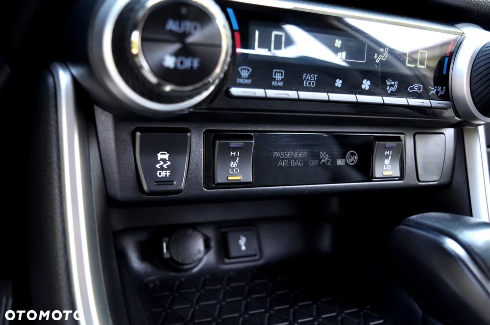 Toyota RAV4 2.5 Hybrid Comfort 4x2 - 32