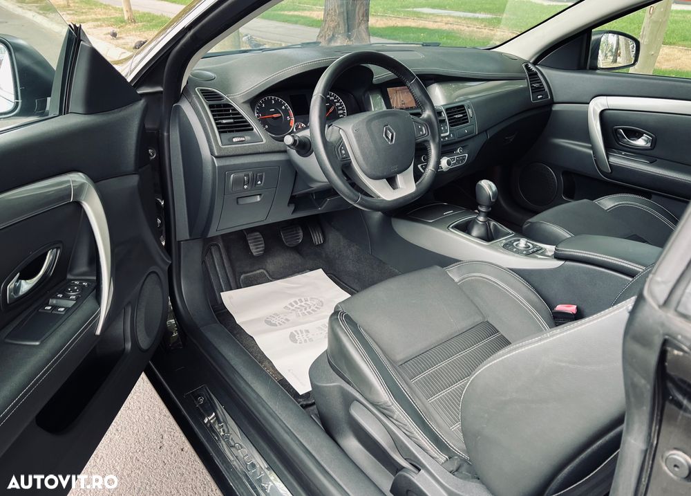 Renault Laguna Coupe dCi 150 FAP Monaco GP - 10