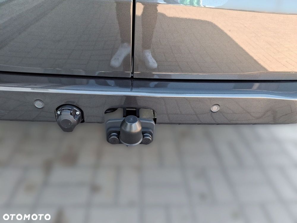 Volkswagen Transporter Furgon 2.0 TDI 150 KM automat - 22