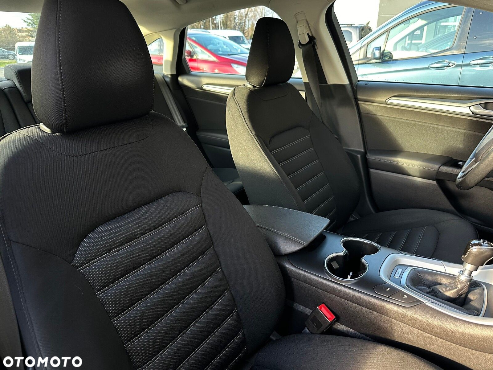 Ford Mondeo 1.5 EcoBoost Trend - 15