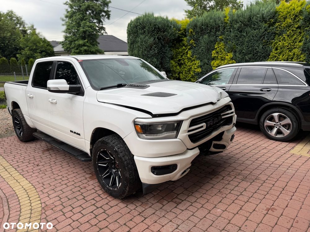 Dodge RAM - 1