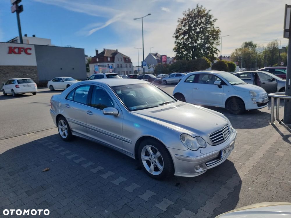 Mercedes-Benz Klasa C 220 T CDI Avantgarde - 1