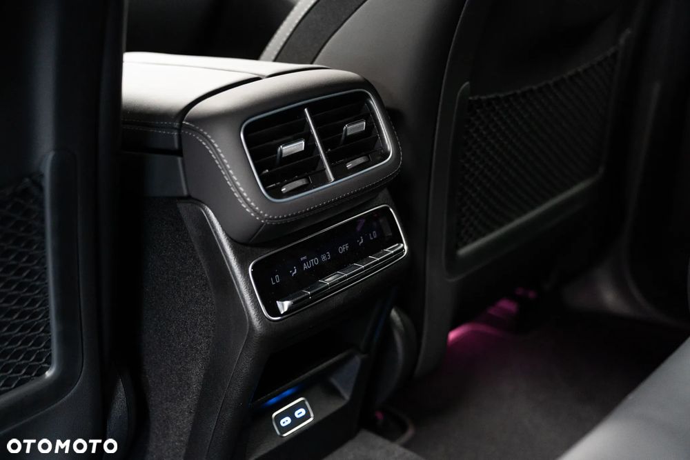 Mercedes-Benz GLS 450 d mHEV 4-Matic AMG Line - 37