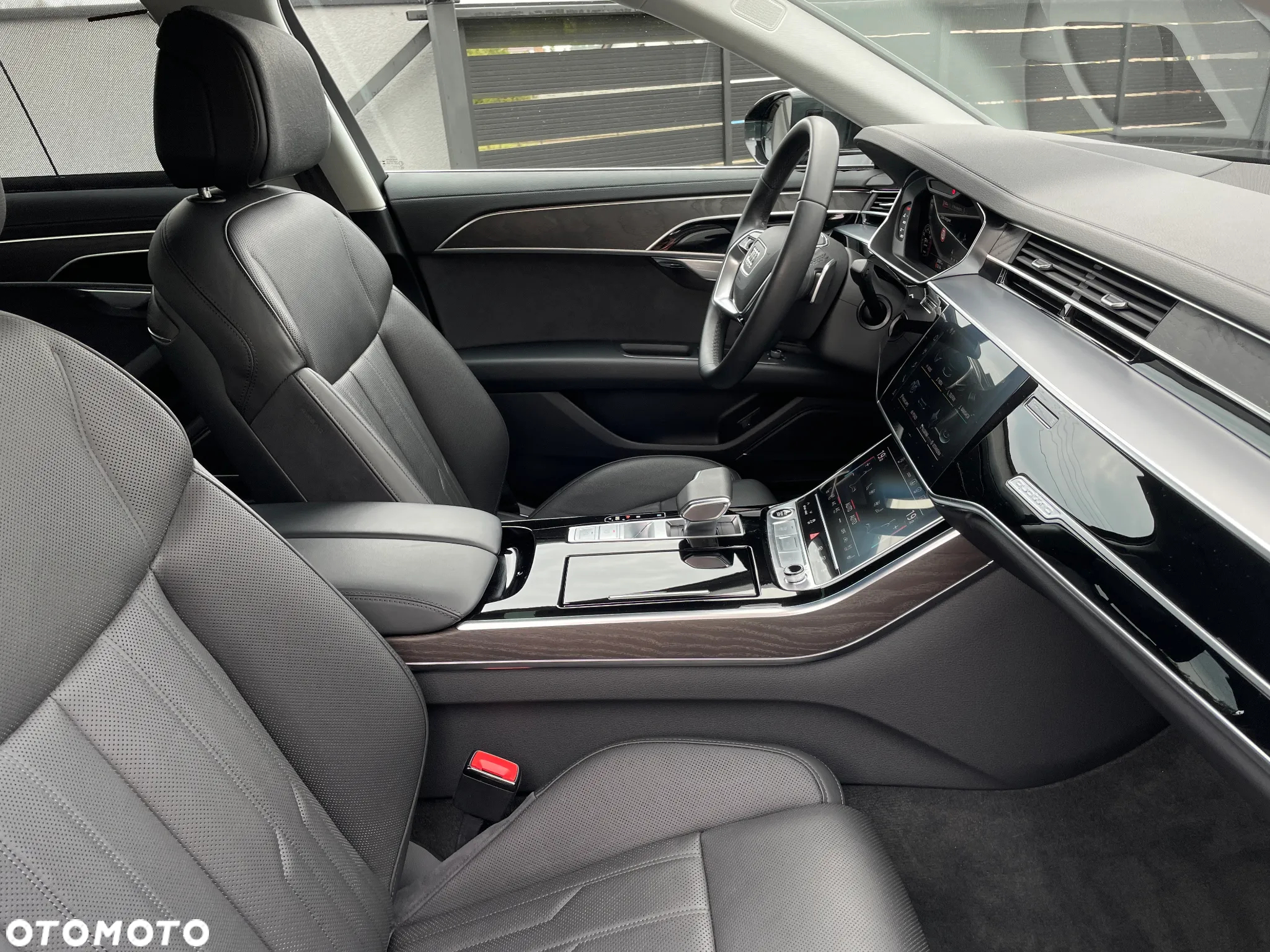 Audi A8 55 TFSI quattro tiptronic - 16