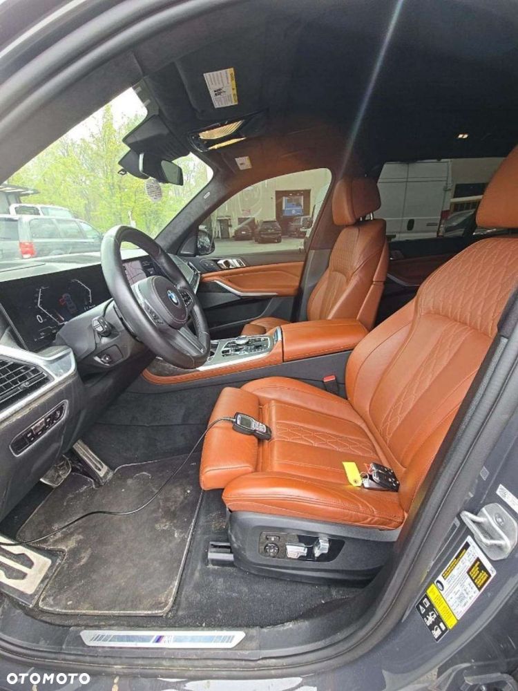 BMW X7 - 6