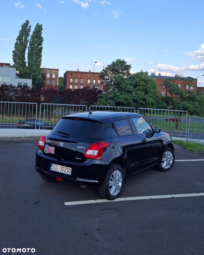 Suzuki Swift 1.2 Dualjet Allgrip Comfort - 7