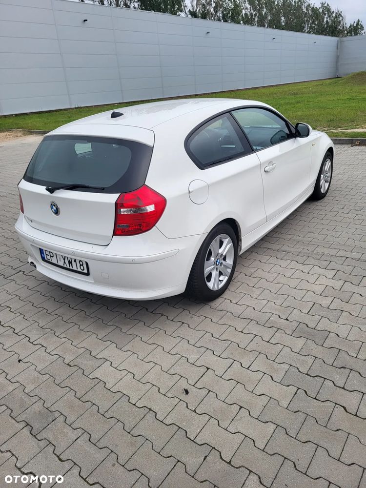 BMW Seria 1 116d - 3