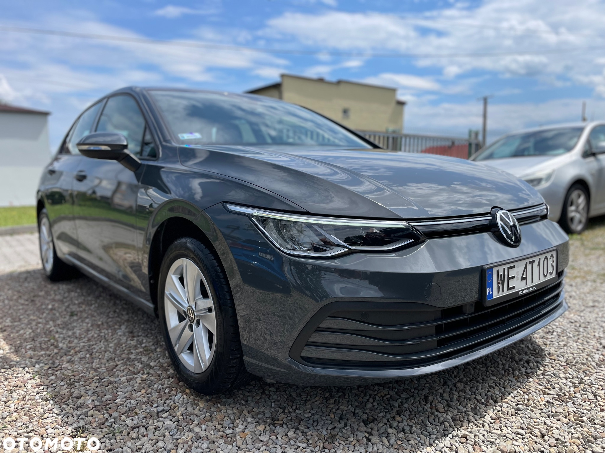 Volkswagen Golf VIII 1.5 TSI EVO Life - 3