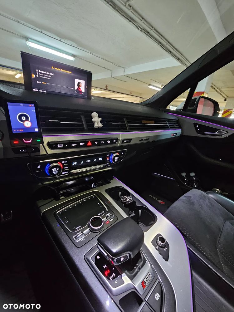 Audi SQ7 - 17