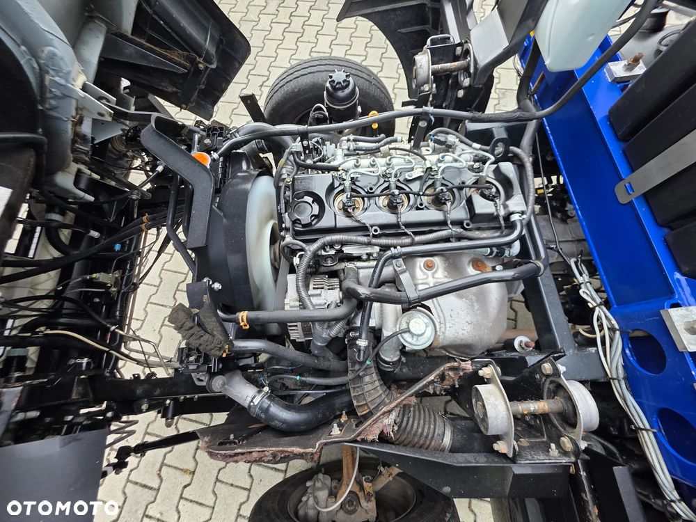 Nissan Atleon 35.15 Wywrotka 3.20 M + HDS 10 Metrów  ! + Pilot ! Klima ! - 27