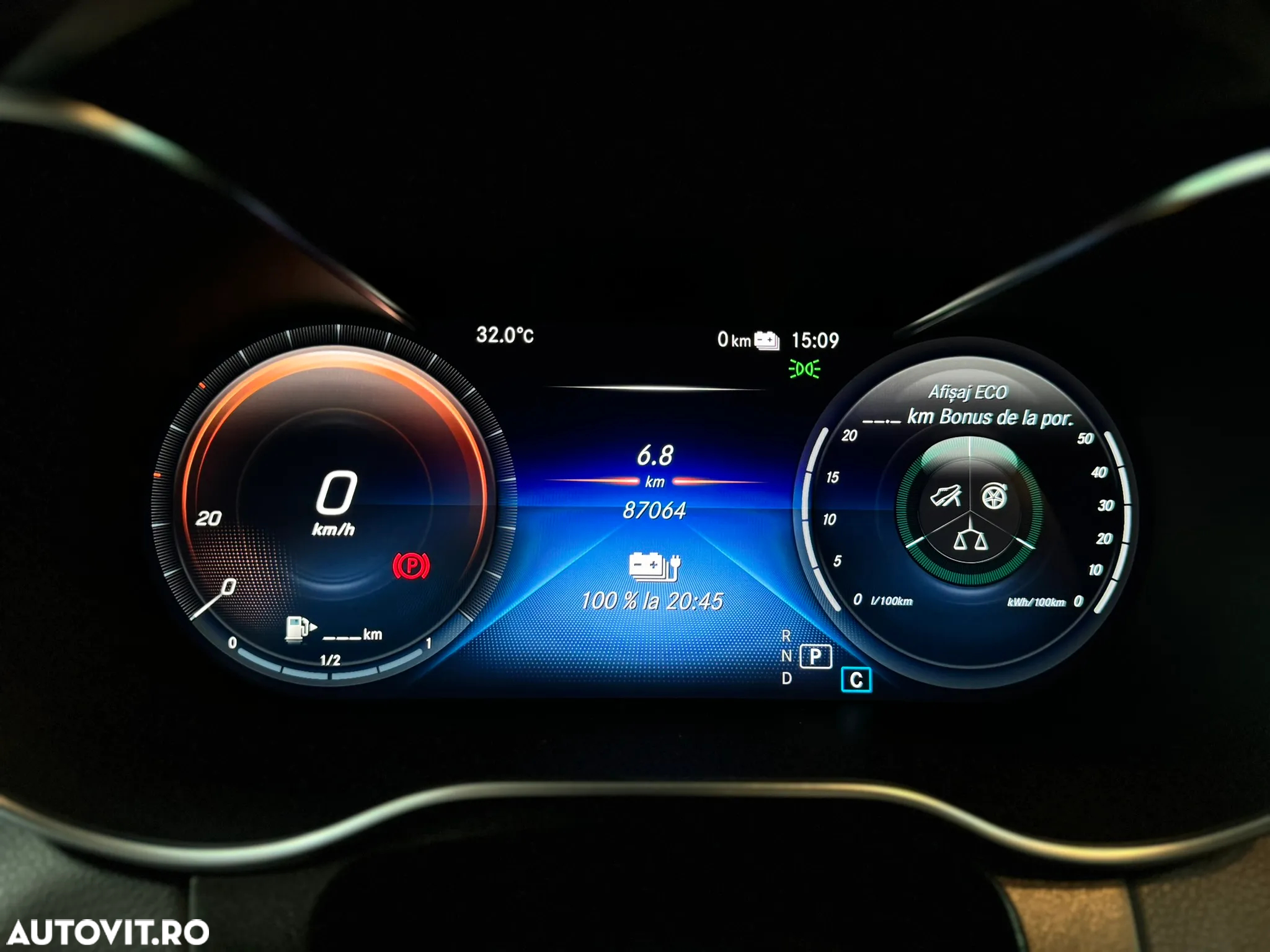 Mercedes-Benz GLC 300 e 4MATIC - 14