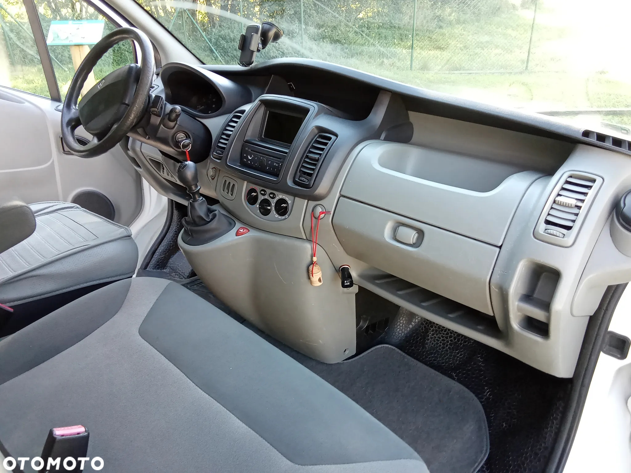 Renault Trafic II - 10