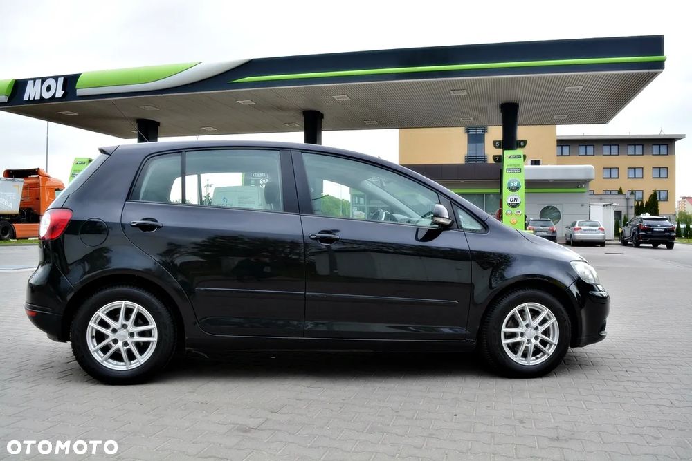 Volkswagen Golf Plus 1.6 FSI Tour - 9