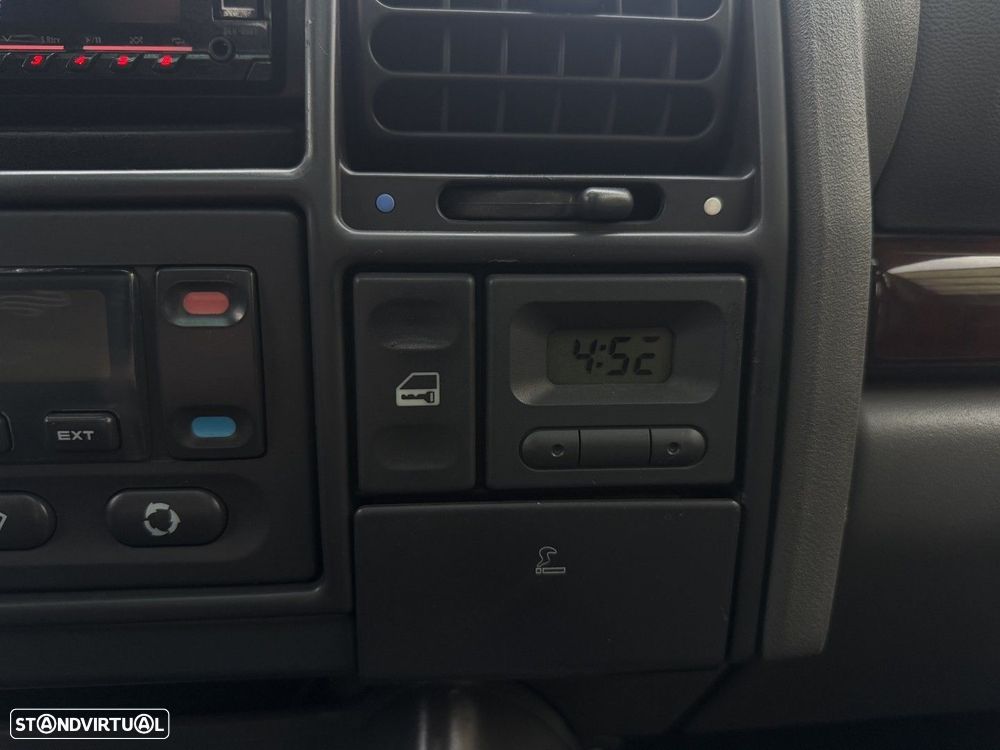 Land Rover Discovery - 41