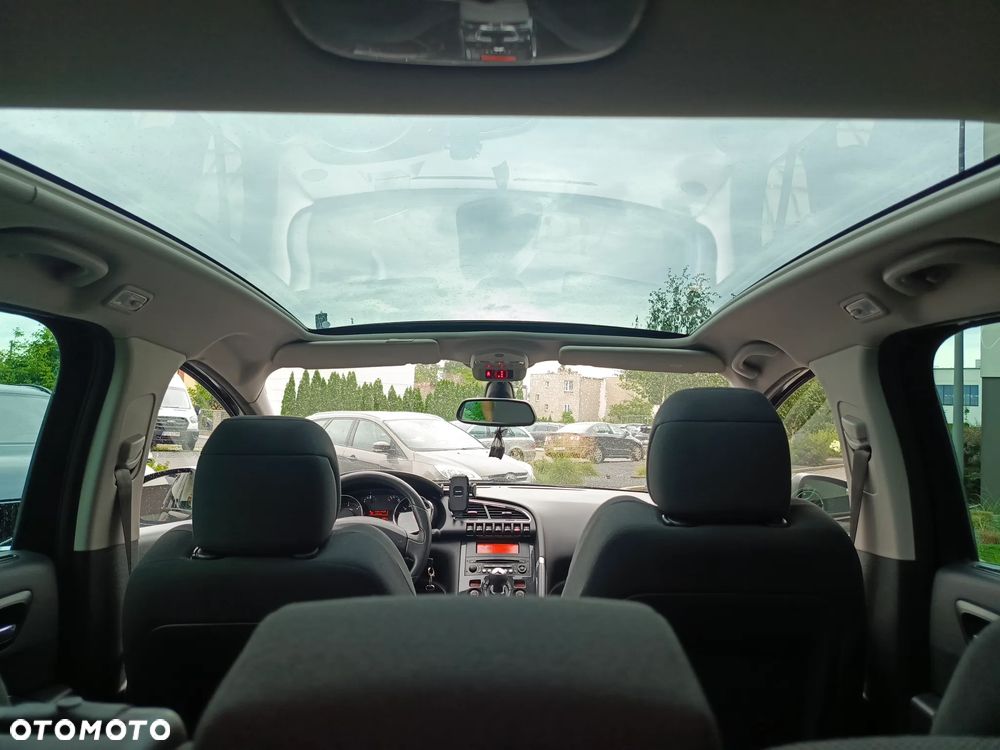 Peugeot 3008 1.6 HDi Premium - 23