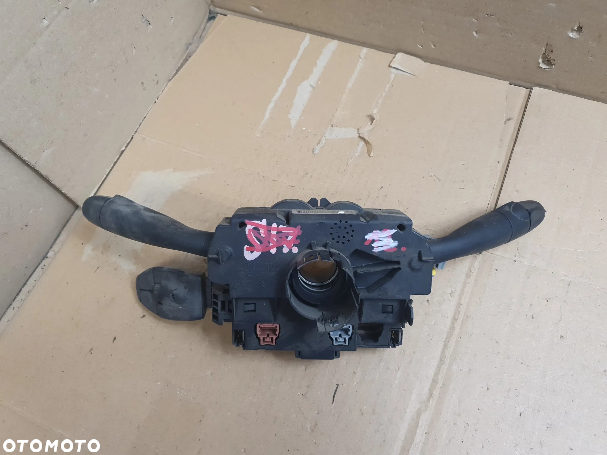 } PEUGEOT 206 CITROEN PAJĄK PRZEŁĄCZNIK ZESPOLONY KIERUNKOWSKAZÓW 96446871ZL - 2