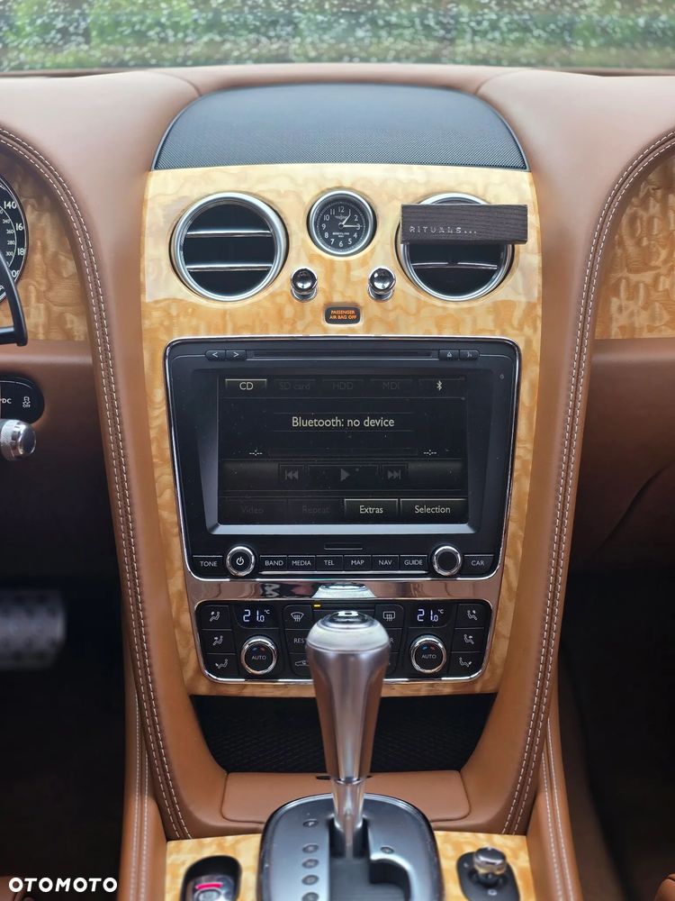 Bentley Continental GT V8 - 17