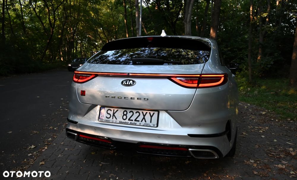Kia ProCeed 1.4 T-GDI GT Line DCT - 23