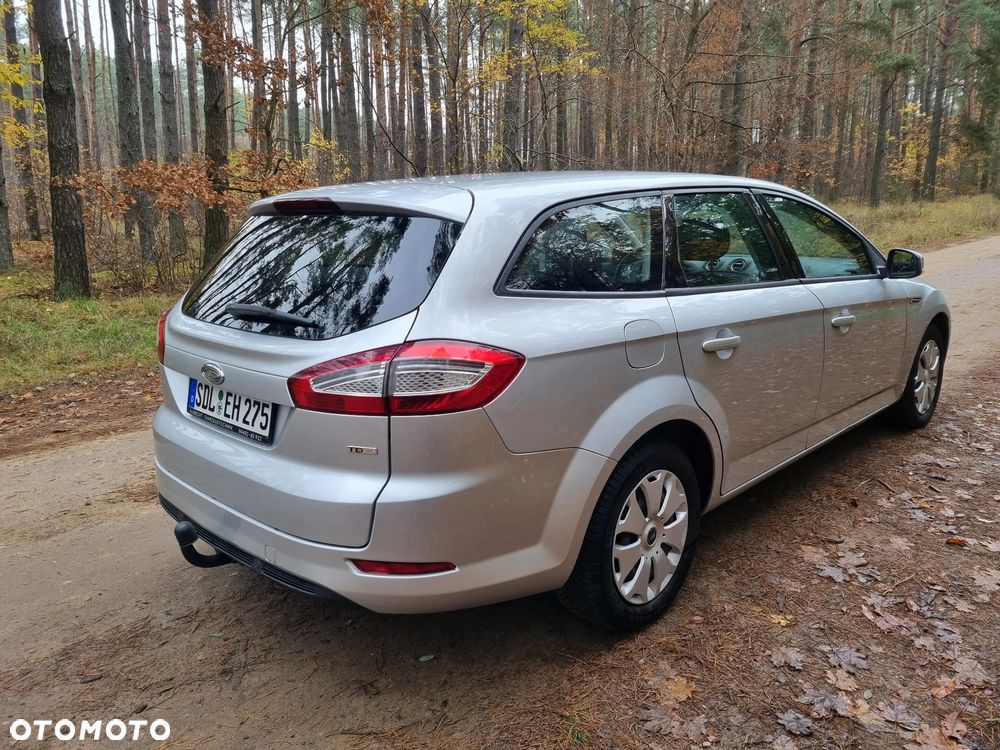 Ford Mondeo 2.0 TDCi Ambiente - 3