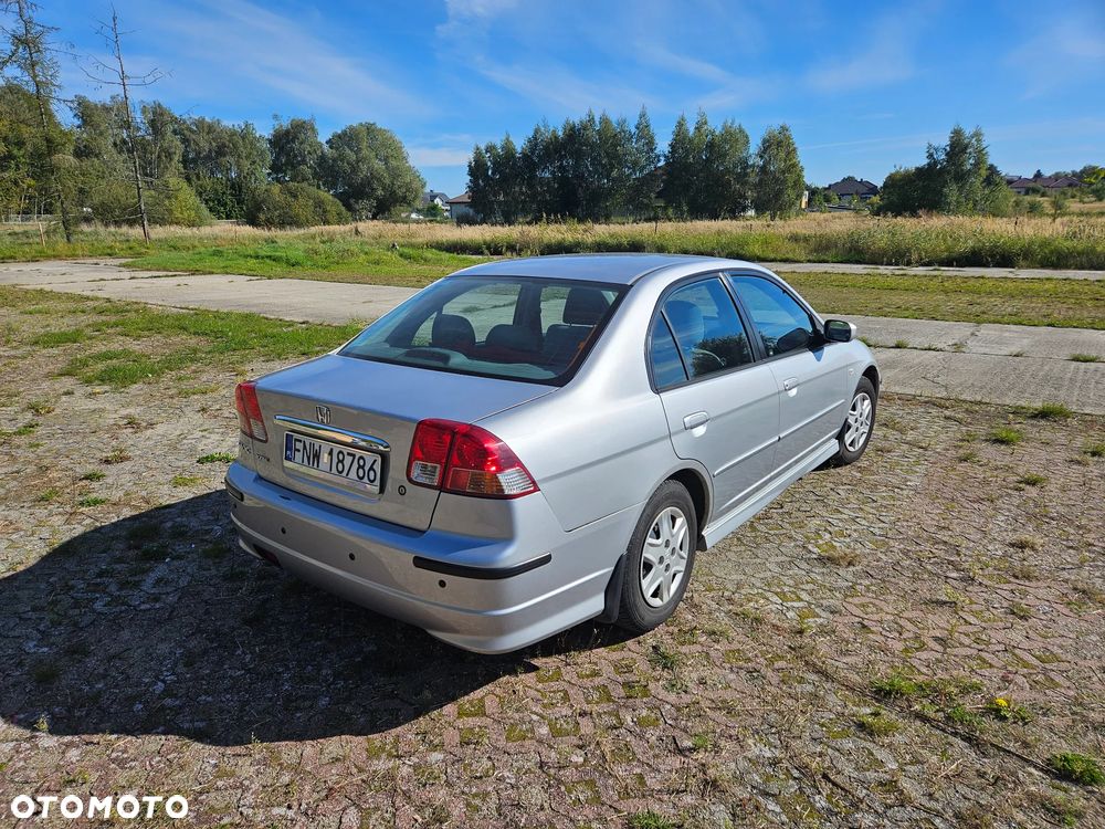 Honda Civic 1.6i LS - 2