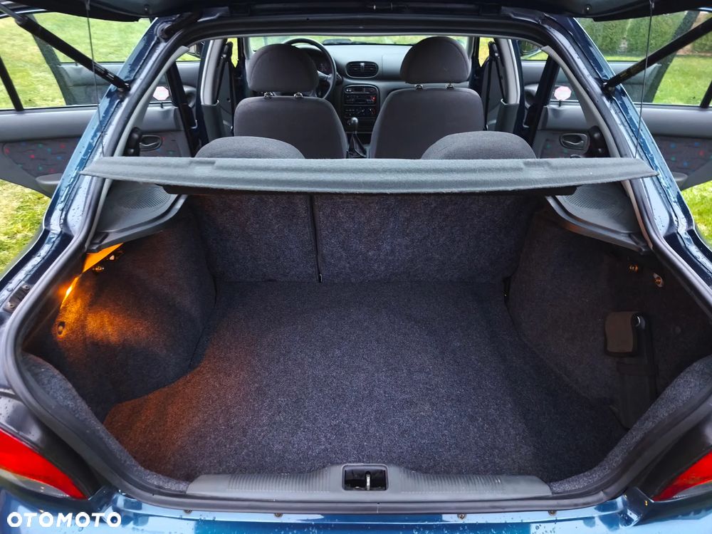 Hyundai Accent 1.3 GLS - 28